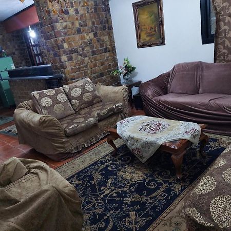 Al Moayad Apartment Near To Genina Mall, Abbas Al Akkad Kairo Bagian luar foto